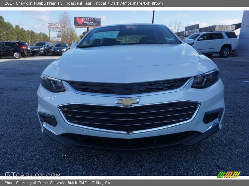 Iridescent Pearl Tricoat / Dark Atmosphere/Loft Brown 2017 Chevrolet Malibu Premier