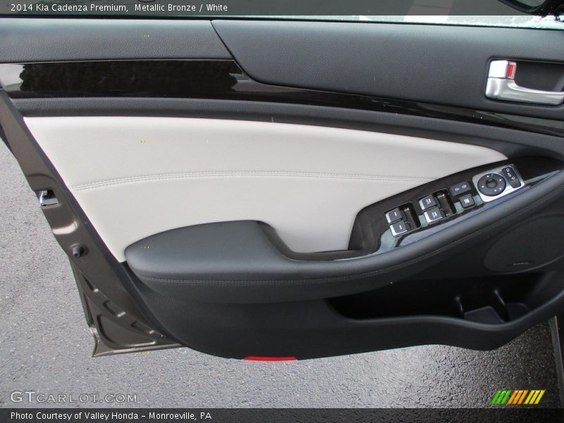 Metallic Bronze / White 2014 Kia Cadenza Premium