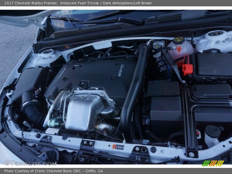 Iridescent Pearl Tricoat / Dark Atmosphere/Loft Brown 2017 Chevrolet Malibu Premier