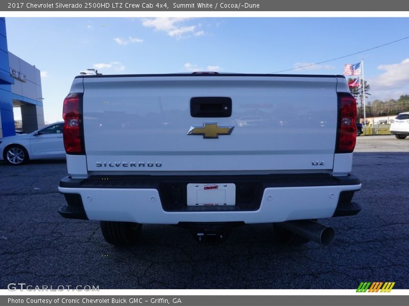Summit White / Cocoa/­Dune 2017 Chevrolet Silverado 2500HD LTZ Crew Cab 4x4