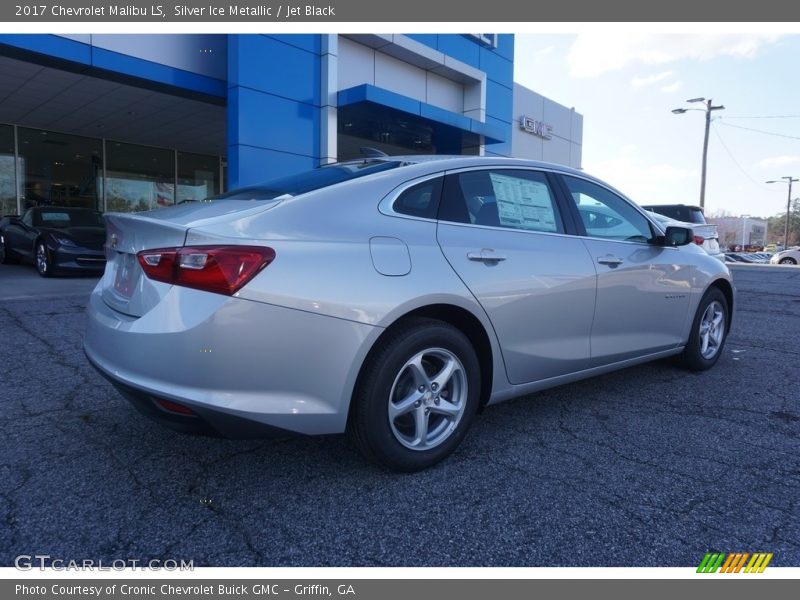 Silver Ice Metallic / Jet Black 2017 Chevrolet Malibu LS