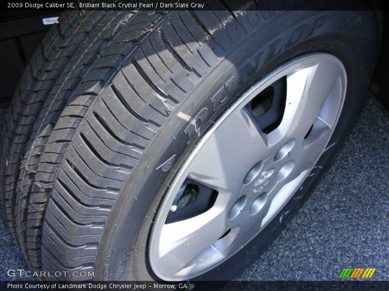 Brilliant Black Crystal Pearl / Dark Slate Gray 2009 Dodge Caliber SE