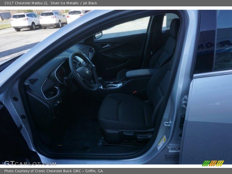 Silver Ice Metallic / Jet Black 2017 Chevrolet Malibu LS