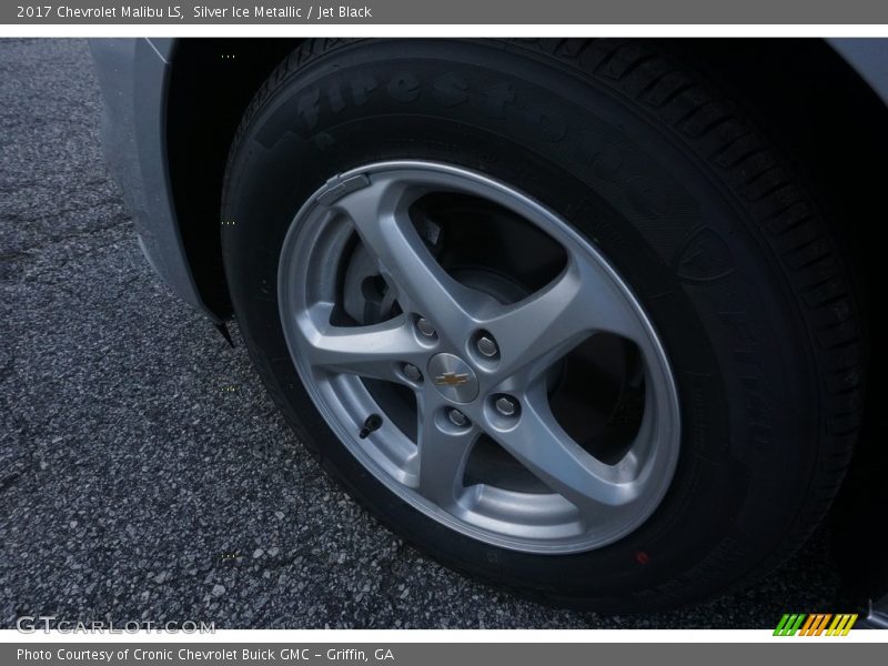 Silver Ice Metallic / Jet Black 2017 Chevrolet Malibu LS