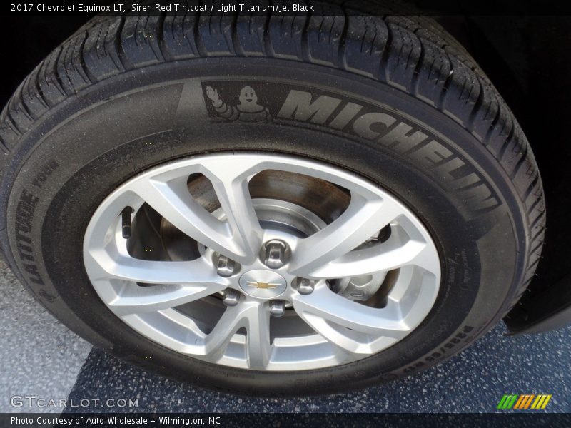 Siren Red Tintcoat / Light Titanium/Jet Black 2017 Chevrolet Equinox LT