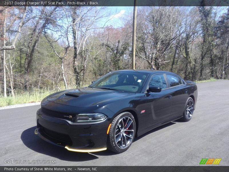 Pitch-Black / Black 2017 Dodge Charger R/T Scat Pack