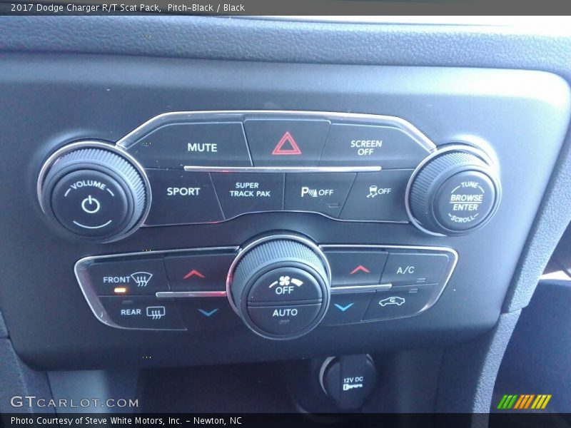 Pitch-Black / Black 2017 Dodge Charger R/T Scat Pack