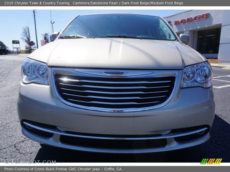 Cashmere/Sandstone Pearl / Dark Frost Beige/Medium Frost Beige 2016 Chrysler Town & Country Touring