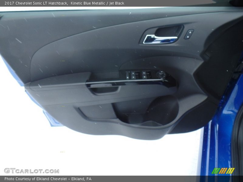 Kinetic Blue Metallic / Jet Black 2017 Chevrolet Sonic LT Hatchback