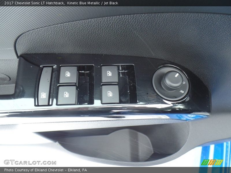 Kinetic Blue Metallic / Jet Black 2017 Chevrolet Sonic LT Hatchback