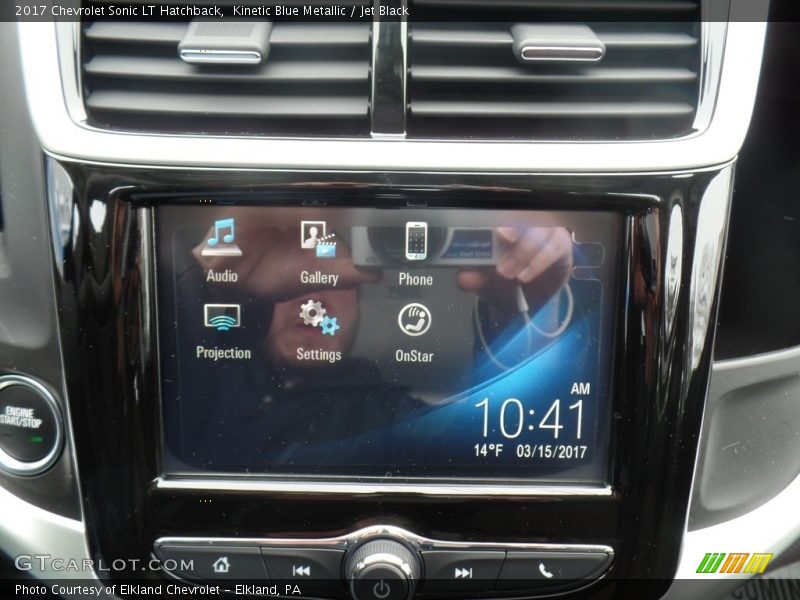 Kinetic Blue Metallic / Jet Black 2017 Chevrolet Sonic LT Hatchback