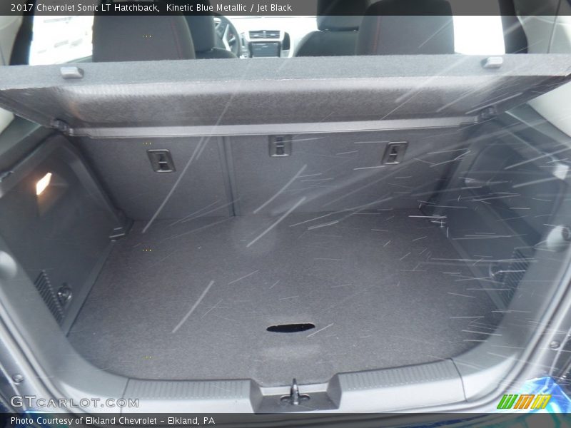Kinetic Blue Metallic / Jet Black 2017 Chevrolet Sonic LT Hatchback