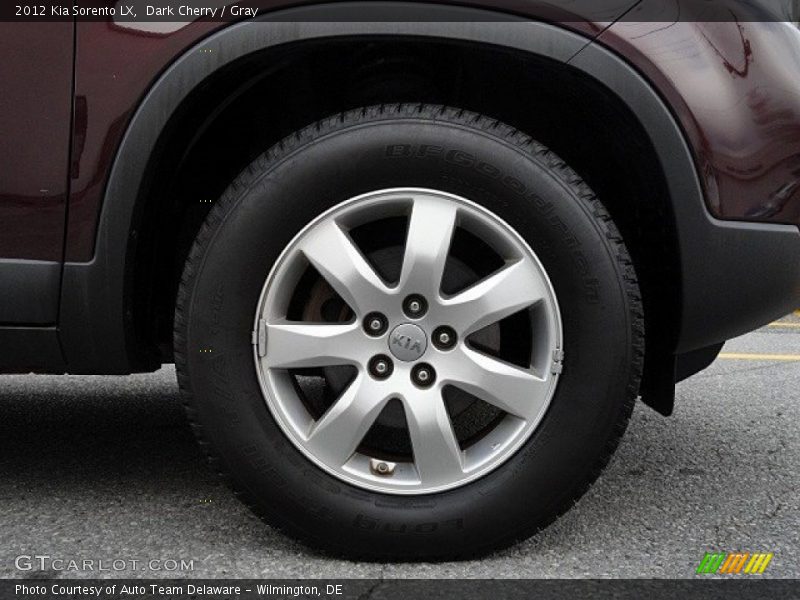 Dark Cherry / Gray 2012 Kia Sorento LX