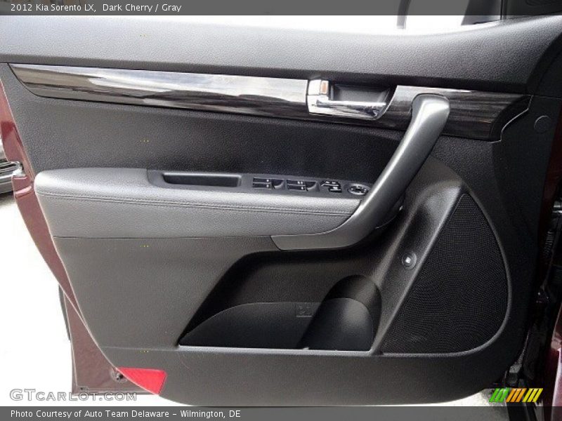 Dark Cherry / Gray 2012 Kia Sorento LX