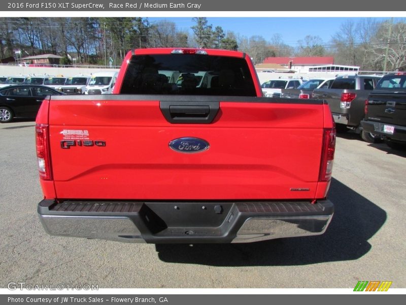 Race Red / Medium Earth Gray 2016 Ford F150 XLT SuperCrew