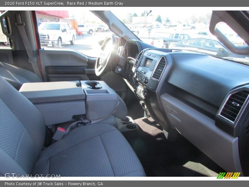 Race Red / Medium Earth Gray 2016 Ford F150 XLT SuperCrew