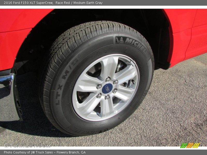 Race Red / Medium Earth Gray 2016 Ford F150 XLT SuperCrew
