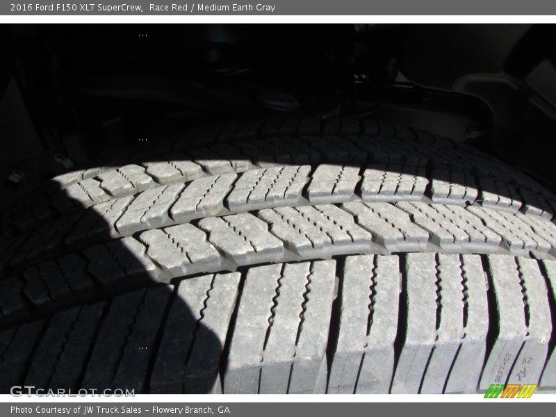 Race Red / Medium Earth Gray 2016 Ford F150 XLT SuperCrew