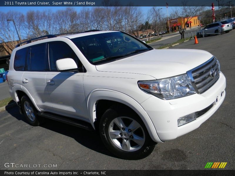 Super White / Sand Beige 2011 Toyota Land Cruiser