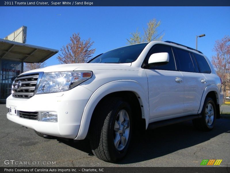 Super White / Sand Beige 2011 Toyota Land Cruiser