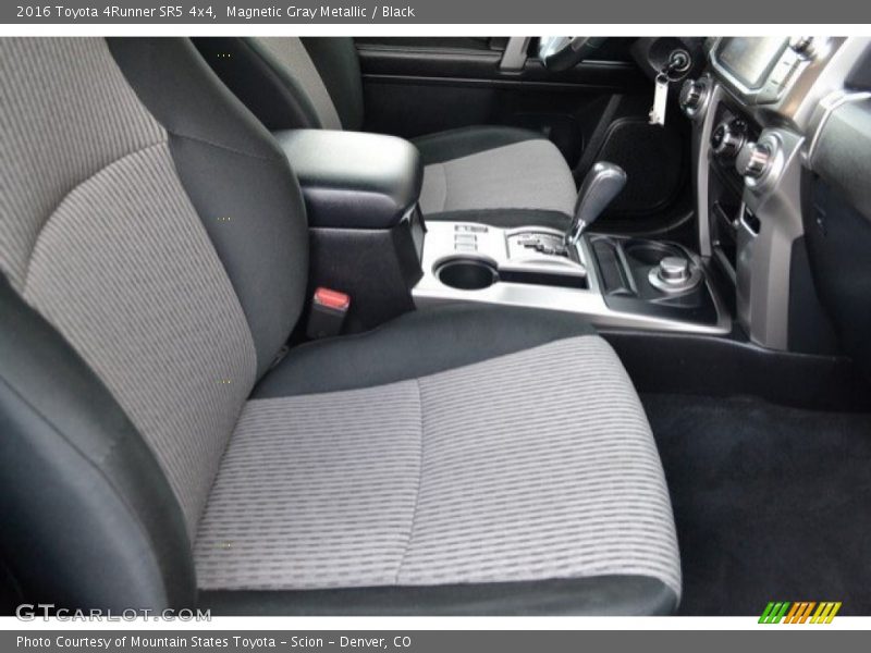 Magnetic Gray Metallic / Black 2016 Toyota 4Runner SR5 4x4