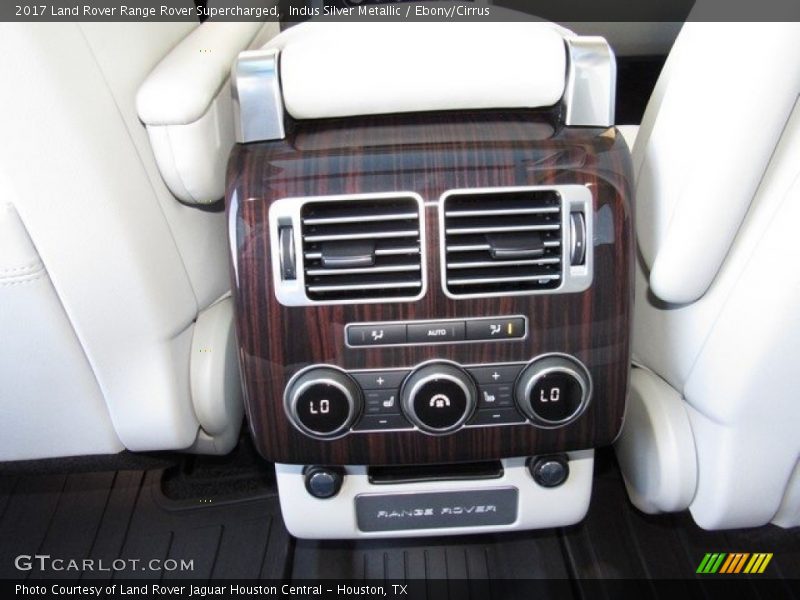 Indus Silver Metallic / Ebony/Cirrus 2017 Land Rover Range Rover Supercharged