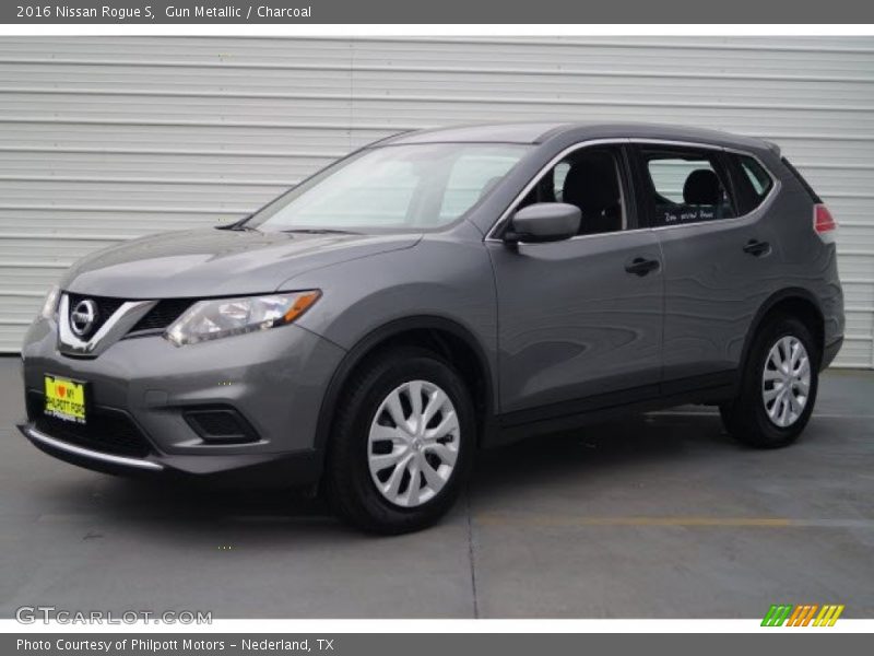 Gun Metallic / Charcoal 2016 Nissan Rogue S