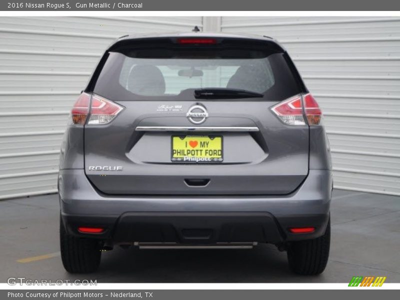 Gun Metallic / Charcoal 2016 Nissan Rogue S
