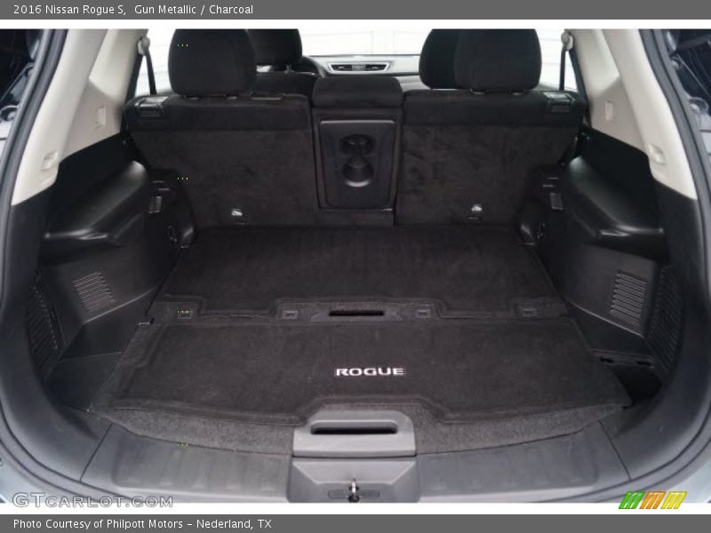 Gun Metallic / Charcoal 2016 Nissan Rogue S