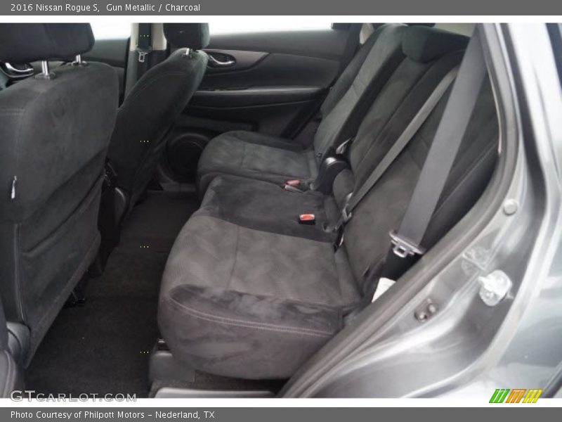 Gun Metallic / Charcoal 2016 Nissan Rogue S