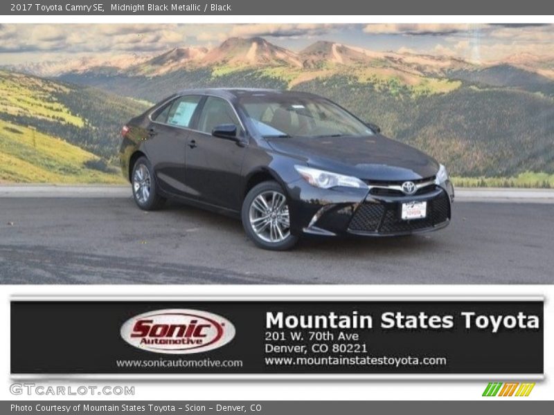Midnight Black Metallic / Black 2017 Toyota Camry SE