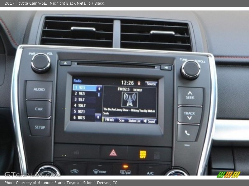 Midnight Black Metallic / Black 2017 Toyota Camry SE