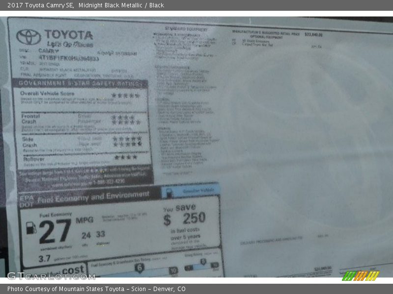 Midnight Black Metallic / Black 2017 Toyota Camry SE