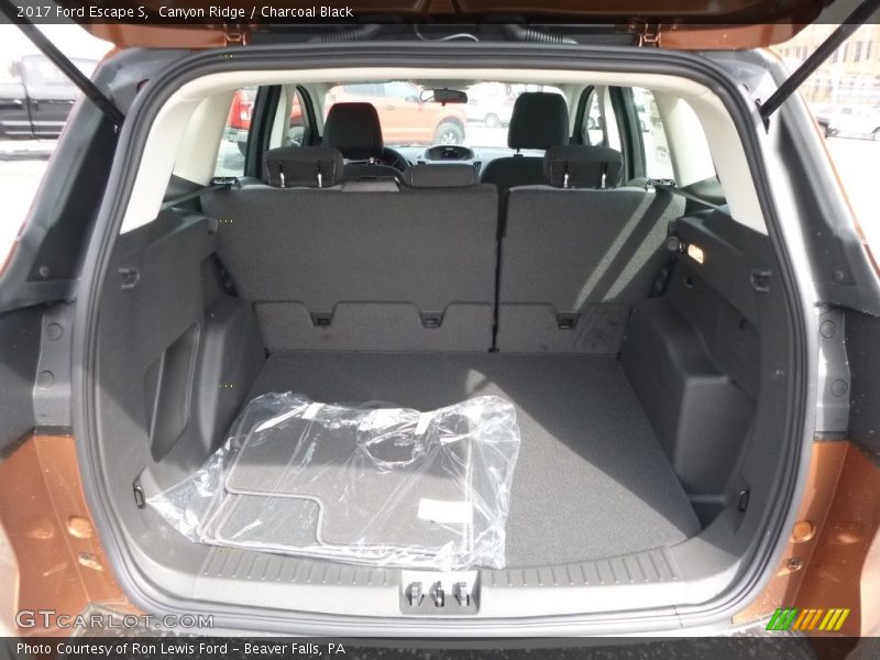 Canyon Ridge / Charcoal Black 2017 Ford Escape S