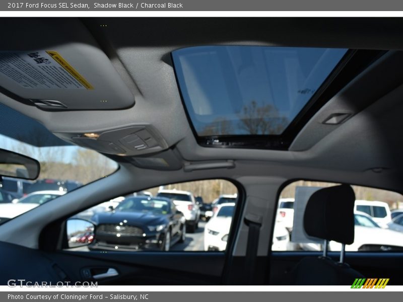 Shadow Black / Charcoal Black 2017 Ford Focus SEL Sedan
