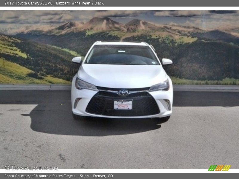 Blizzard White Pearl / Black 2017 Toyota Camry XSE V6