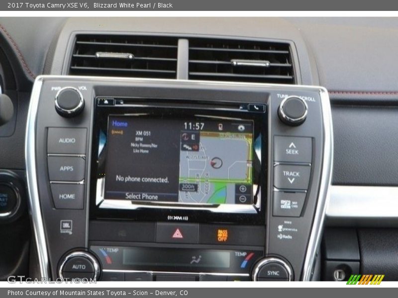 Blizzard White Pearl / Black 2017 Toyota Camry XSE V6