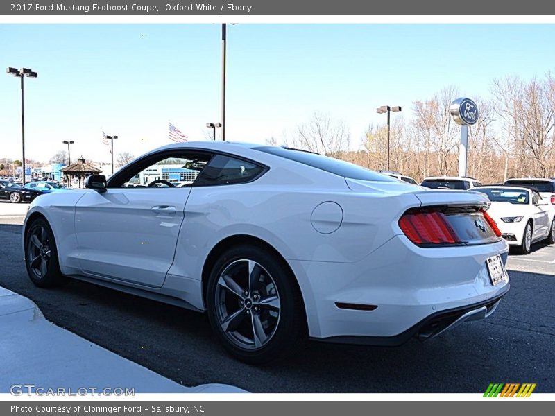Oxford White / Ebony 2017 Ford Mustang Ecoboost Coupe
