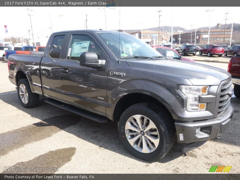 Magnetic / Earth Gray 2017 Ford F150 XL SuperCab 4x4