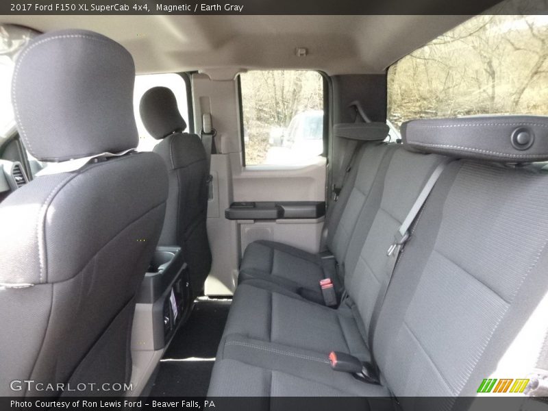 Magnetic / Earth Gray 2017 Ford F150 XL SuperCab 4x4