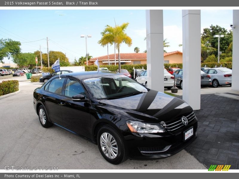 Black / Titan Black 2015 Volkswagen Passat S Sedan
