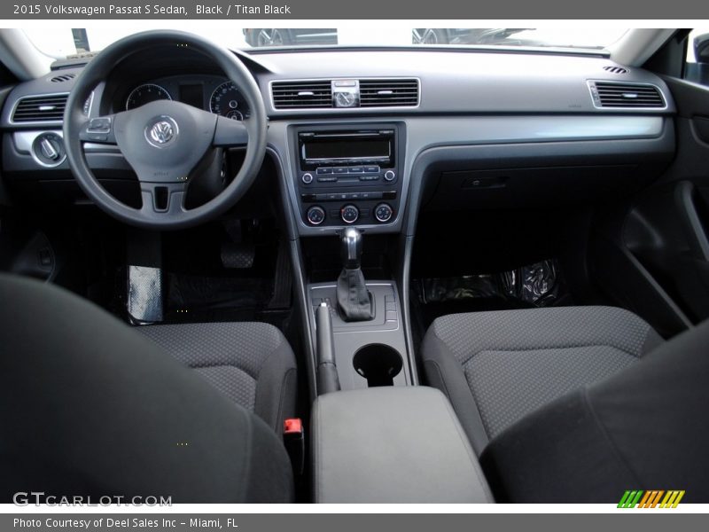 Black / Titan Black 2015 Volkswagen Passat S Sedan