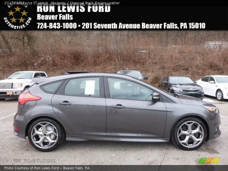 Magnetic / Charcoal Black Recaro Leather 2017 Ford Focus ST Hatch
