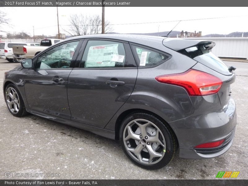 Magnetic / Charcoal Black Recaro Leather 2017 Ford Focus ST Hatch