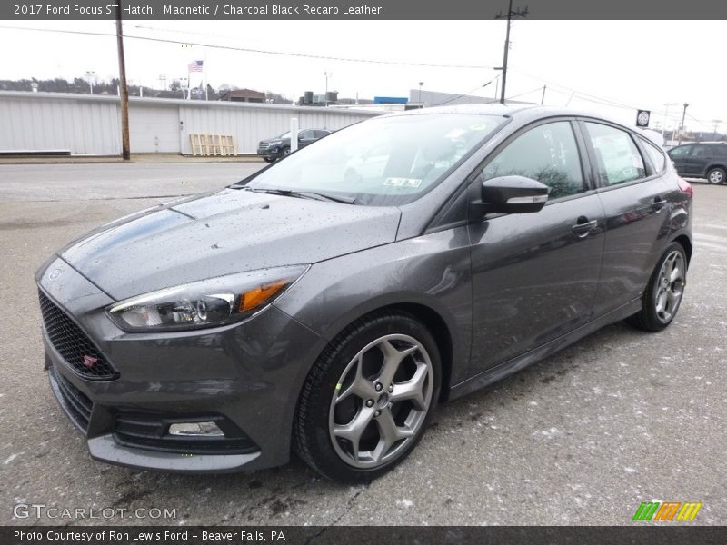 Front 3/4 View of 2017 Focus ST Hatch