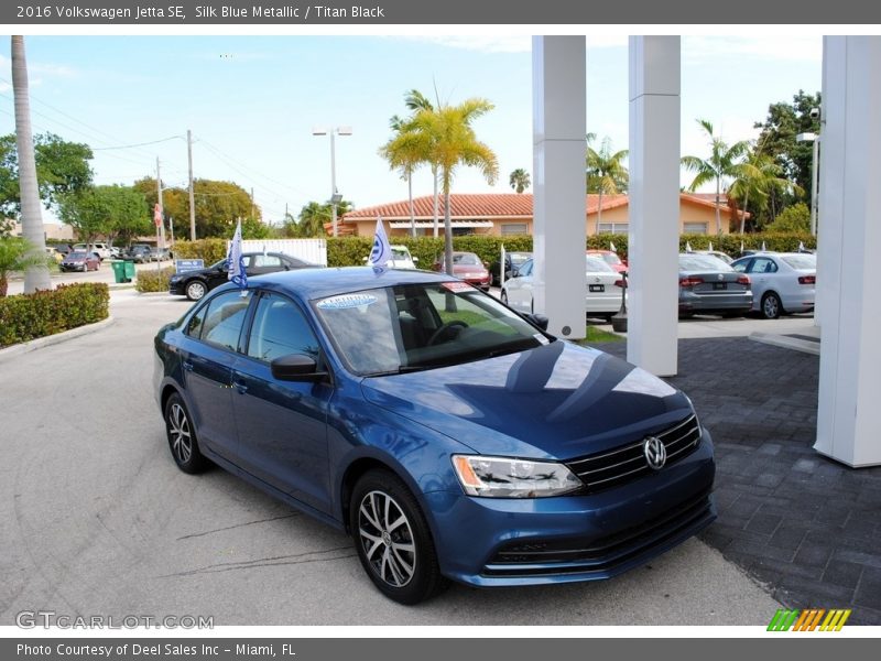 Silk Blue Metallic / Titan Black 2016 Volkswagen Jetta SE