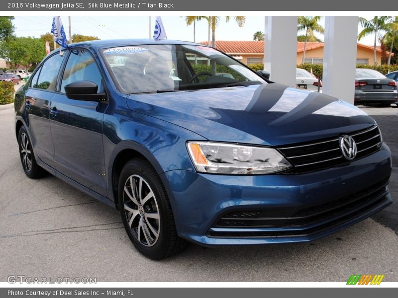 Silk Blue Metallic / Titan Black 2016 Volkswagen Jetta SE
