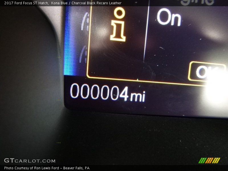 Kona Blue / Charcoal Black Recaro Leather 2017 Ford Focus ST Hatch