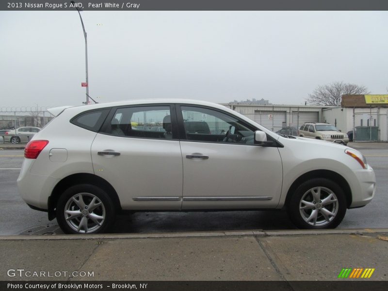 Pearl White / Gray 2013 Nissan Rogue S AWD