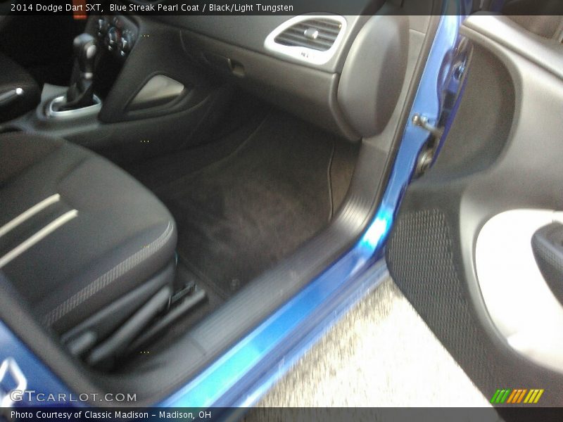 Blue Streak Pearl Coat / Black/Light Tungsten 2014 Dodge Dart SXT